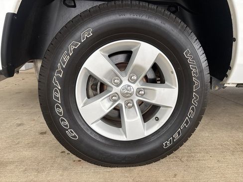 Used 2022 RAM 1500 Classic SLT w/ Electronics Convenience Group image 36