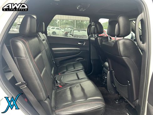 Used 2018 Dodge Durango R/T w/ Technology Group AWD/4WD image 23