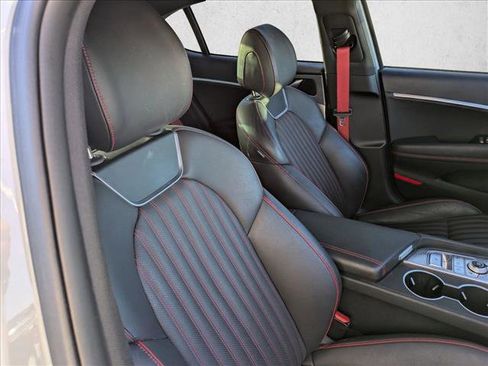 Used 2023 Genesis G70 3.3T w/ Sport Advanced Package image 15