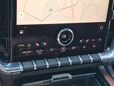 Certified 2026 GMC Yukon XL Denali w/ Sun & Power Step Package AWD/4WD image 18