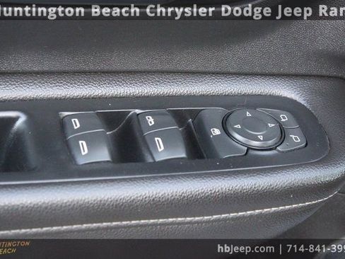 Used 2020 GMC Terrain Denali w/ Denali Premium Package image 11