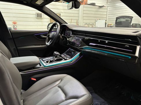 Used 2019 Audi Q8 Premium Plus w/ Premium Plus image 23