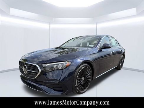 Used 2026 Mercedes-Benz E 450 4MATIC Sedan image 2
