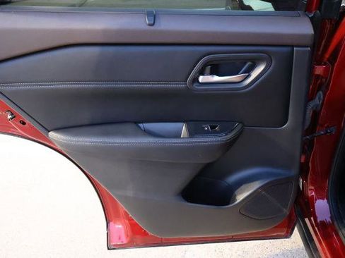 Certified 2023 Nissan Rogue SL w/ SL Premium Package image 13