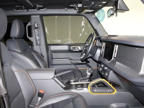 Used 2024 Ford Bronco Badlands AWD/4WD image 23