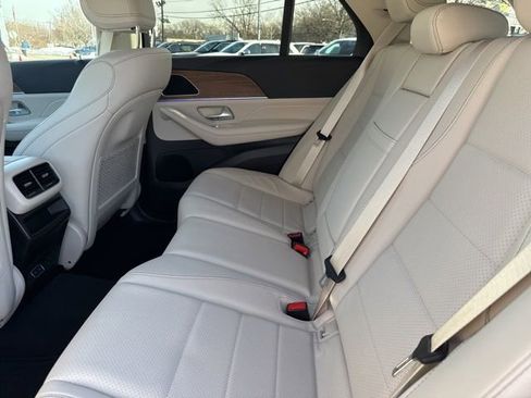 Used 2025 Mercedes-Benz GLE 350 4MATIC image 22