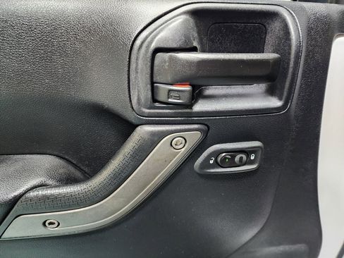 Used 2016 Jeep Wrangler Unlimited Sport w/ Quick Order Package 24S image 18