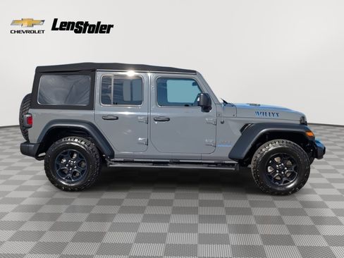 Used 2023 Jeep Wrangler Unlimited w/ Convenience Group AWD/4WD image 6