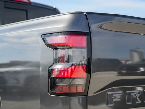 New 2026 Nissan Frontier S AWD/4WD image 9