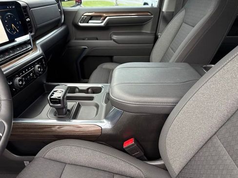 Used 2023 Chevrolet Silverado 1500 RST AWD/4WD image 21