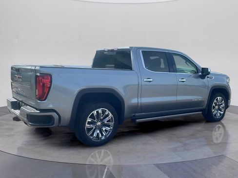 Used 2023 GMC Sierra 1500 Denali w/ Denali Reserve Package AWD/4WD image 6