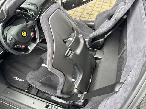 Used 2020 Ferrari 488 Pista Spider image 30