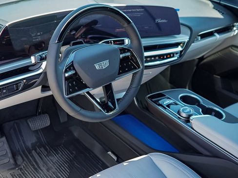 New 2026 Cadillac Lyriq Sport w/ LPO, Floor Liner Package image 9