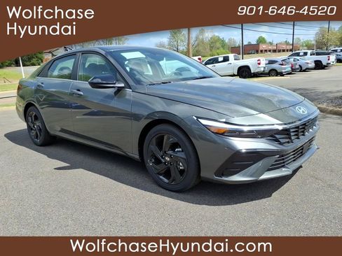 New 2026 Hyundai Elantra SEL Sport Premium FWD image 7