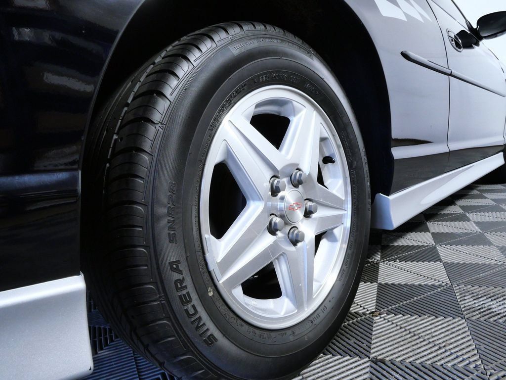 Used 2001 Chevrolet Monte Carlo SS FWD image 8