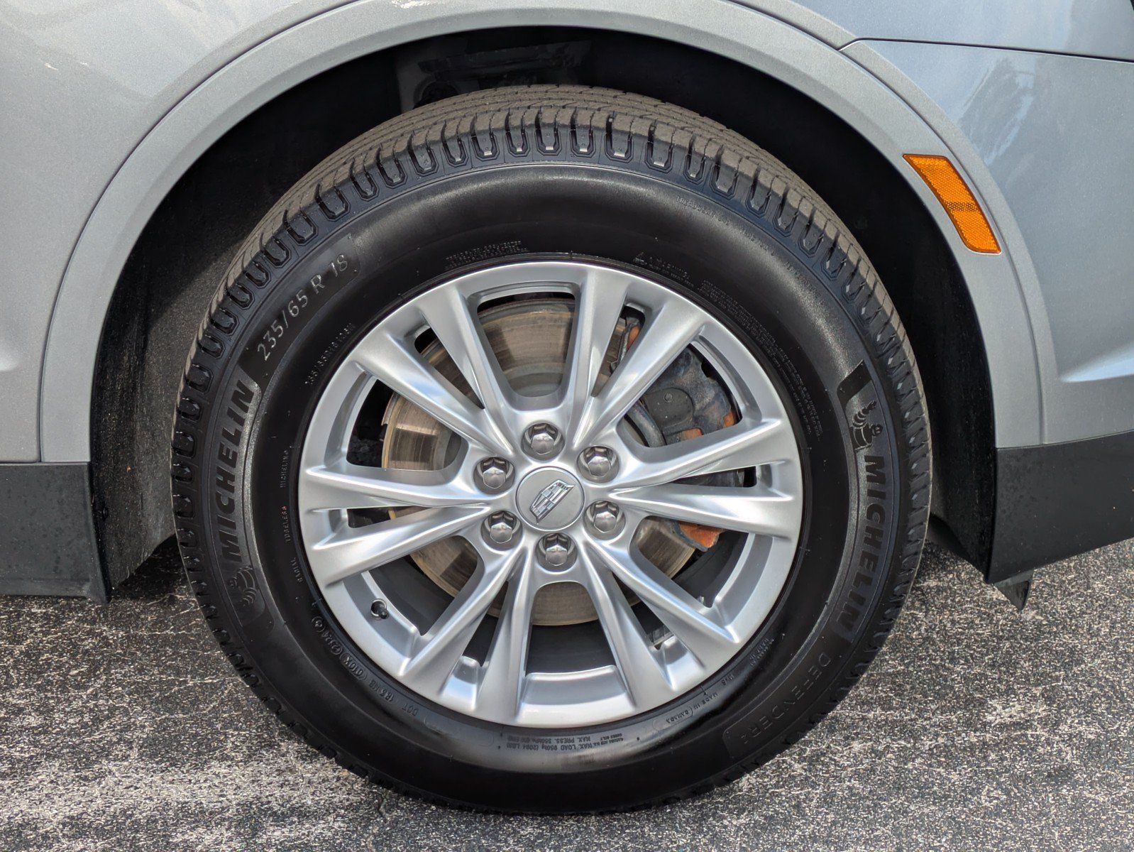 Used 2024 Cadillac XT5 Luxury FWD image 9