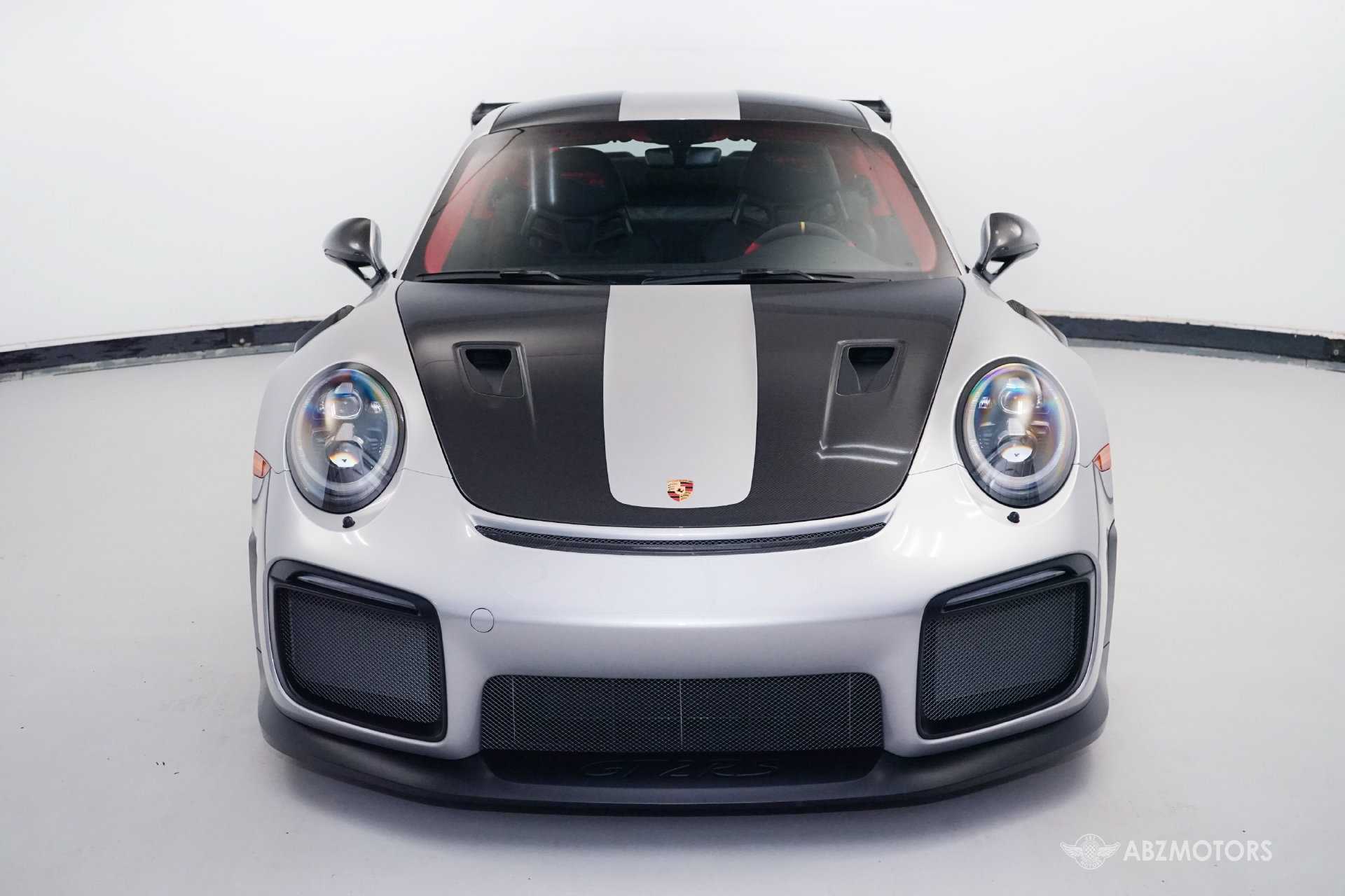 Used 2018 Porsche 911 GT2 RS RWD image 3