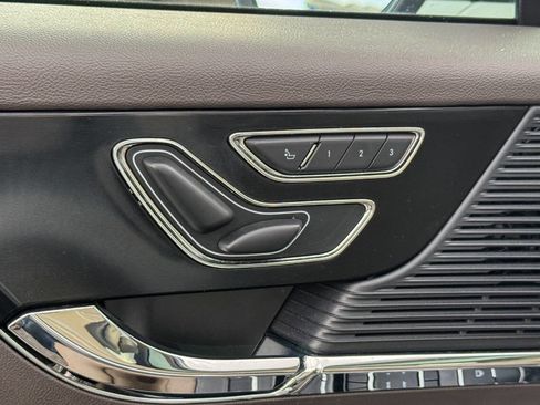 Used 2021 Lincoln Corsair AWD w/ Sport Package image 20