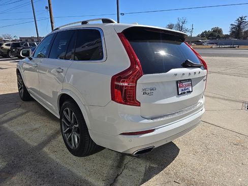 Used 2019 Volvo XC90 T6 Momentum w/ Protection Package Premier image 8