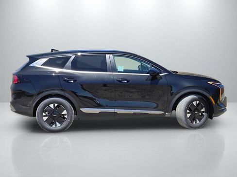 New 2026 Kia Sportage LX FWD image 3