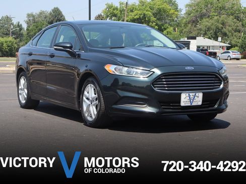 Used 2014 Ford Fusion SE FWD image 1