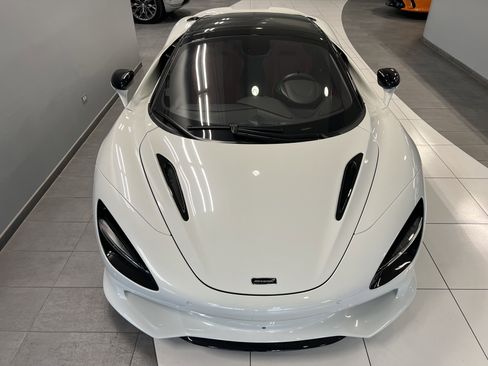 Used 2024 McLaren 750S Spider image 22