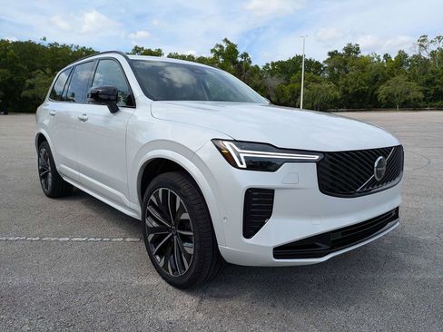 New 2026 Volvo XC90 B6 Ultra w/ Protection Package Premier AWD/4WD image 8