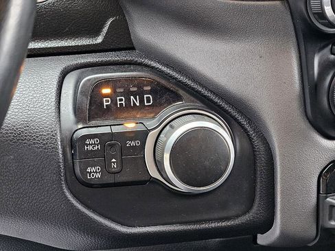 Used 2024 RAM 2500 Big Horn image 24