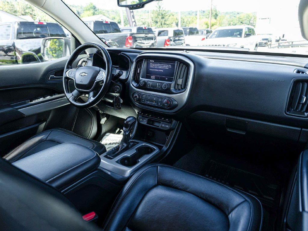 Used 2022 Chevrolet Colorado ZR2 AWD/4WD image 32