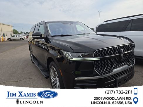 Used 2025 Lincoln Navigator L Reserve AWD/4WD image 1