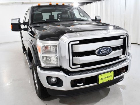Used 2015 Ford F250 Lariat w/ Chrome Package image 4