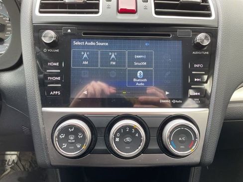 Used 2017 Subaru Crosstrek 2.0i Premium image 15