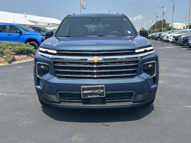 Used 2026 Chevrolet Traverse LT AWD/4WD image 3