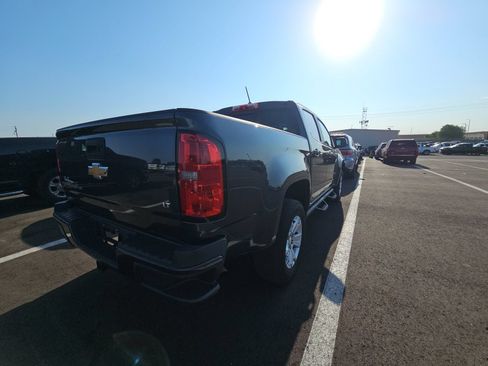 Used 2017 Chevrolet Colorado LT w/ LT Convenience Package RWD image 6