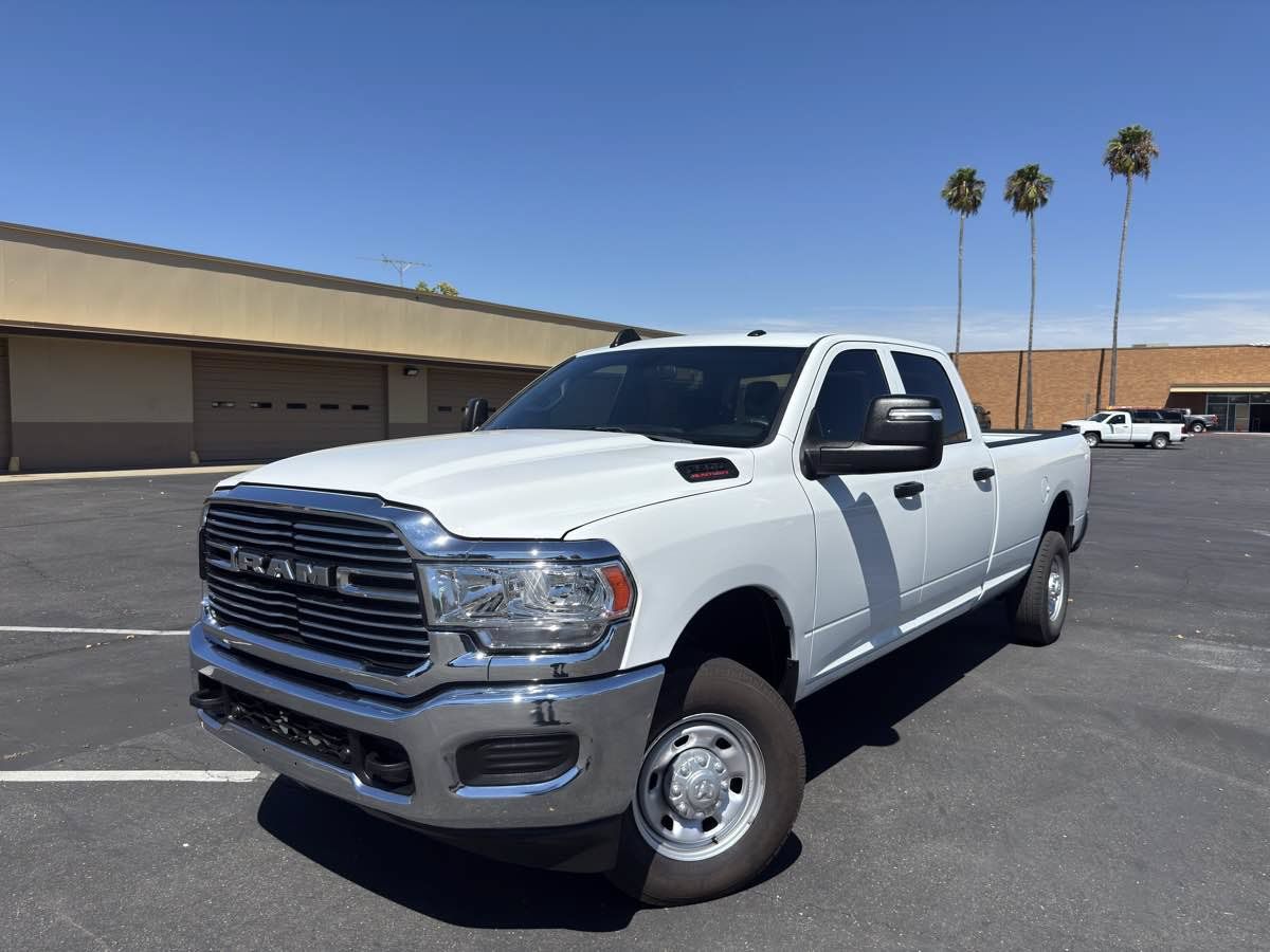 Used 2024 RAM 2500 Tradesman AWD/4WD image 3