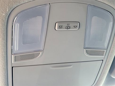 Used 2023 Hyundai Kona SE w/ Cargo Package image 16