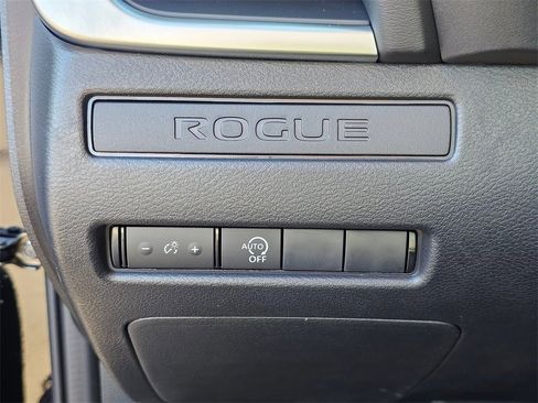 New 2026 Nissan Rogue S image 30