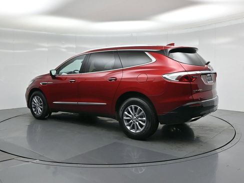 Used 2024 Buick Enclave Premium image 7