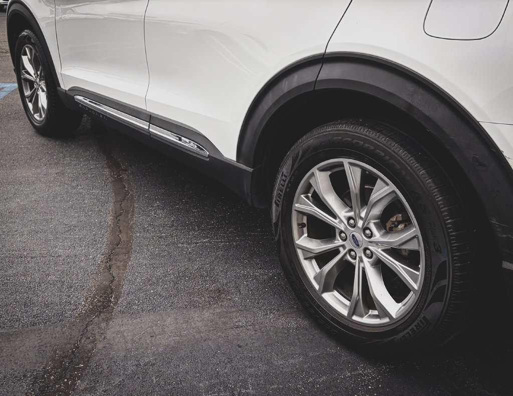 Used 2021 Ford Explorer Limited AWD/4WD image 29