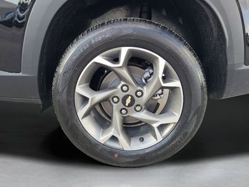 New 2026 Chevrolet Trax LT image 12