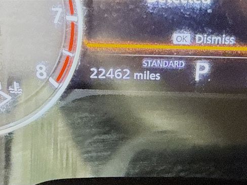 Used 2023 Nissan Rogue SV image 16