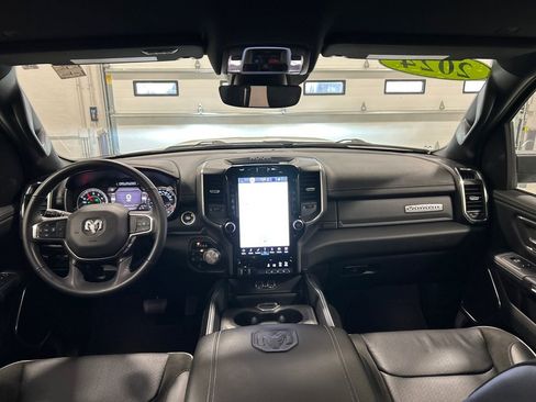 Used 2024 RAM 1500 Laramie image 31