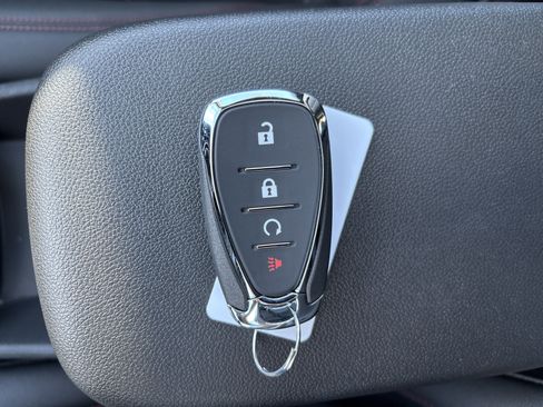 New 2026 Chevrolet Trax RS w/ Sunroof Package image 29