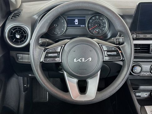 Used 2024 Kia Forte LXS FWD image 18