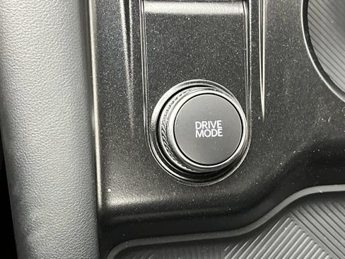 Used 2026 Ford Explorer ST-Line w/ ST-Line Street Pack AWD/4WD image 19