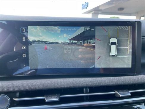 Used 2025 Hyundai Tucson Limited image 24