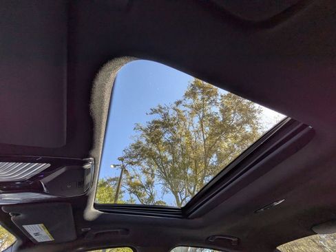 Used 2022 BMW 330i xDrive Sedan w/ M Sport Package image 20