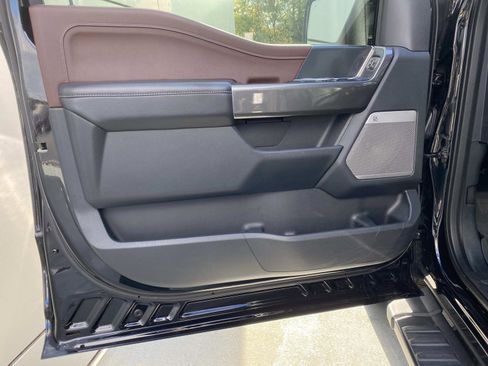 Used 2023 Ford F150 Lariat w/ Equipment Group 502A High image 17