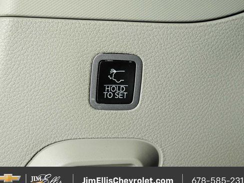 Used 2022 Jeep Wagoneer Series II w/ Premium Group I AWD/4WD image 35