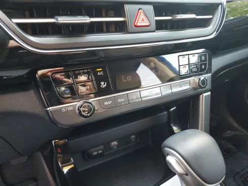 Certified 2024 Kia Seltos S image 23